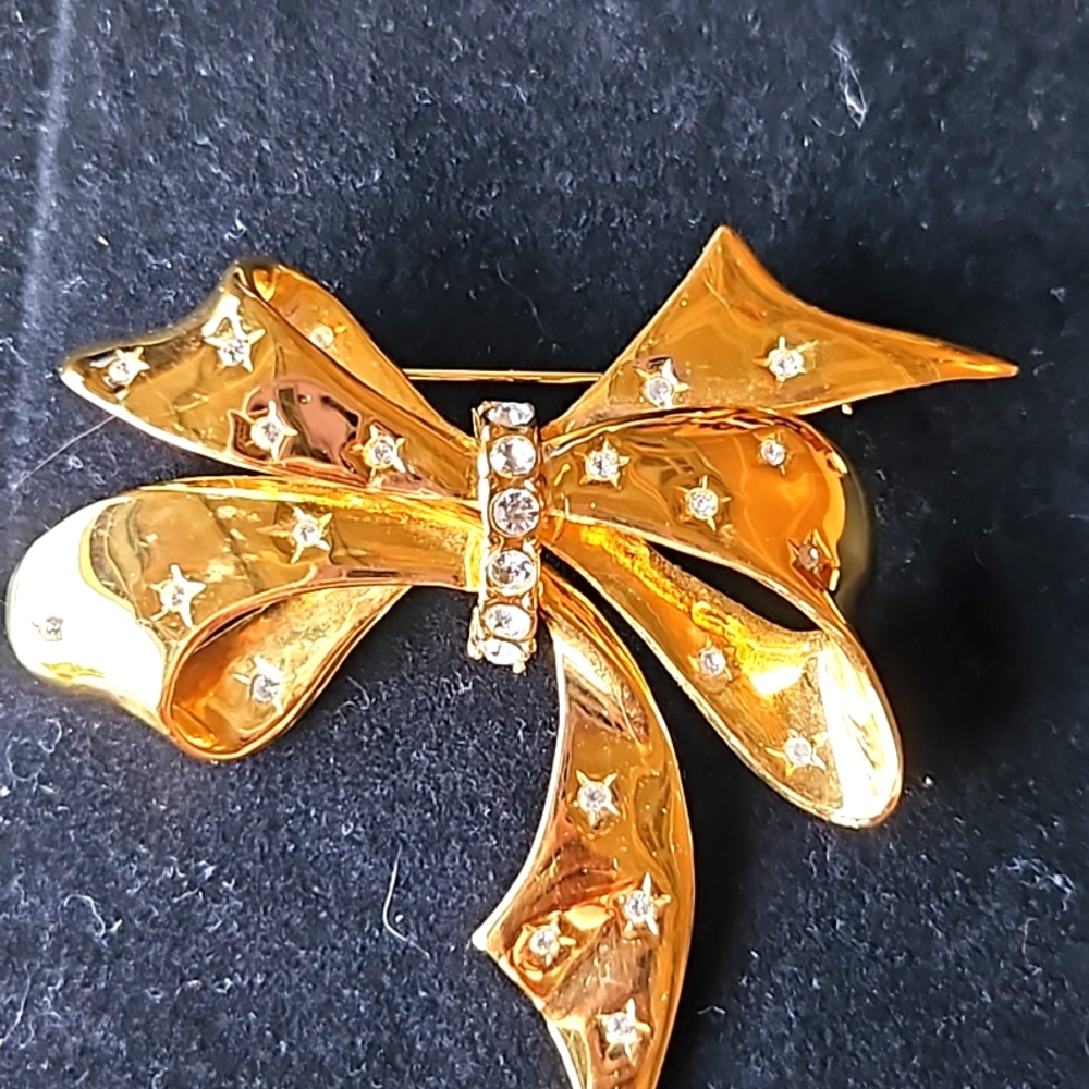 Brooche